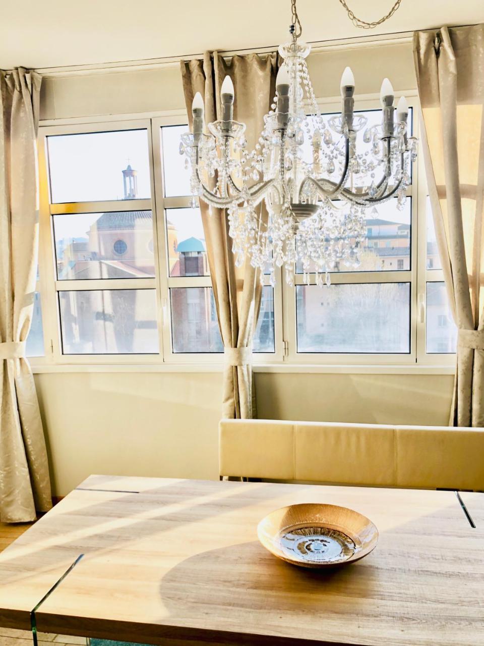 Bologna Holiday Inn Ngoại thất bức ảnh